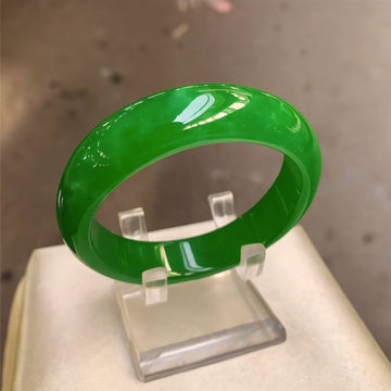 Halo Jade